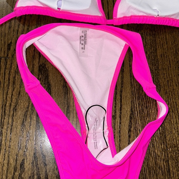 Hot Pink 2 Piece Women’s Triangle High Cut Bikini Swimsuit Set Size Large - Picture 5 of 13